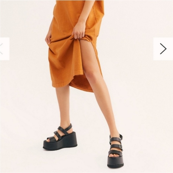 Free People Chelsea Strappy Platform Sandals - Picture 2 of 10